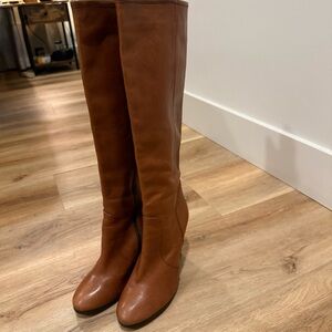 Beautiful Coach Della 4” Wedge Heel Camel Brown Leather Boots